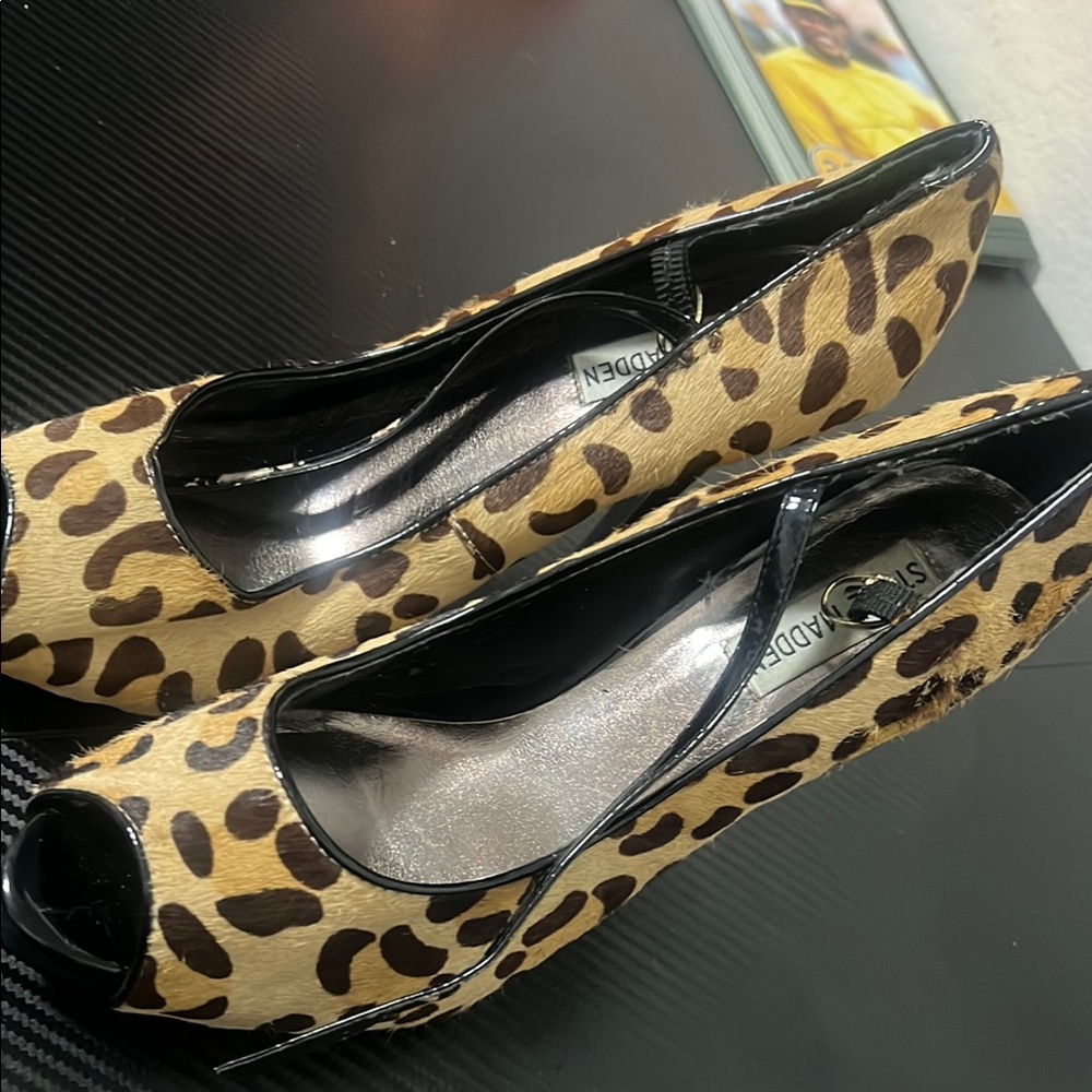 Stylish Leopard Print Women's Shoes